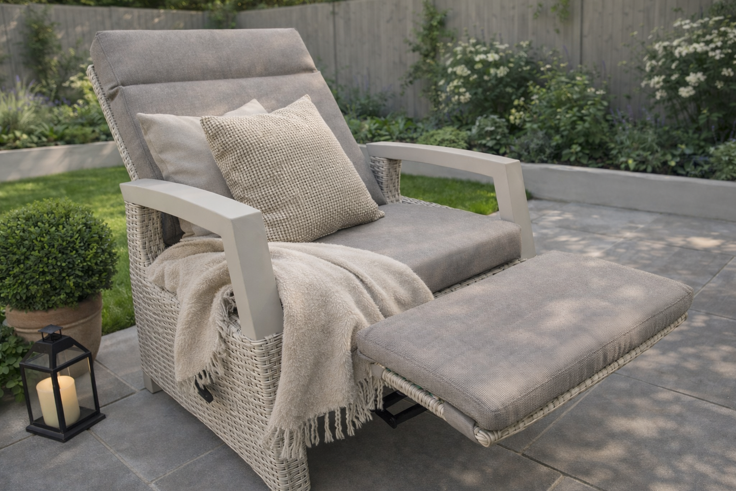 Camilla Reclining Bistro Set - Natural / Cappuccino