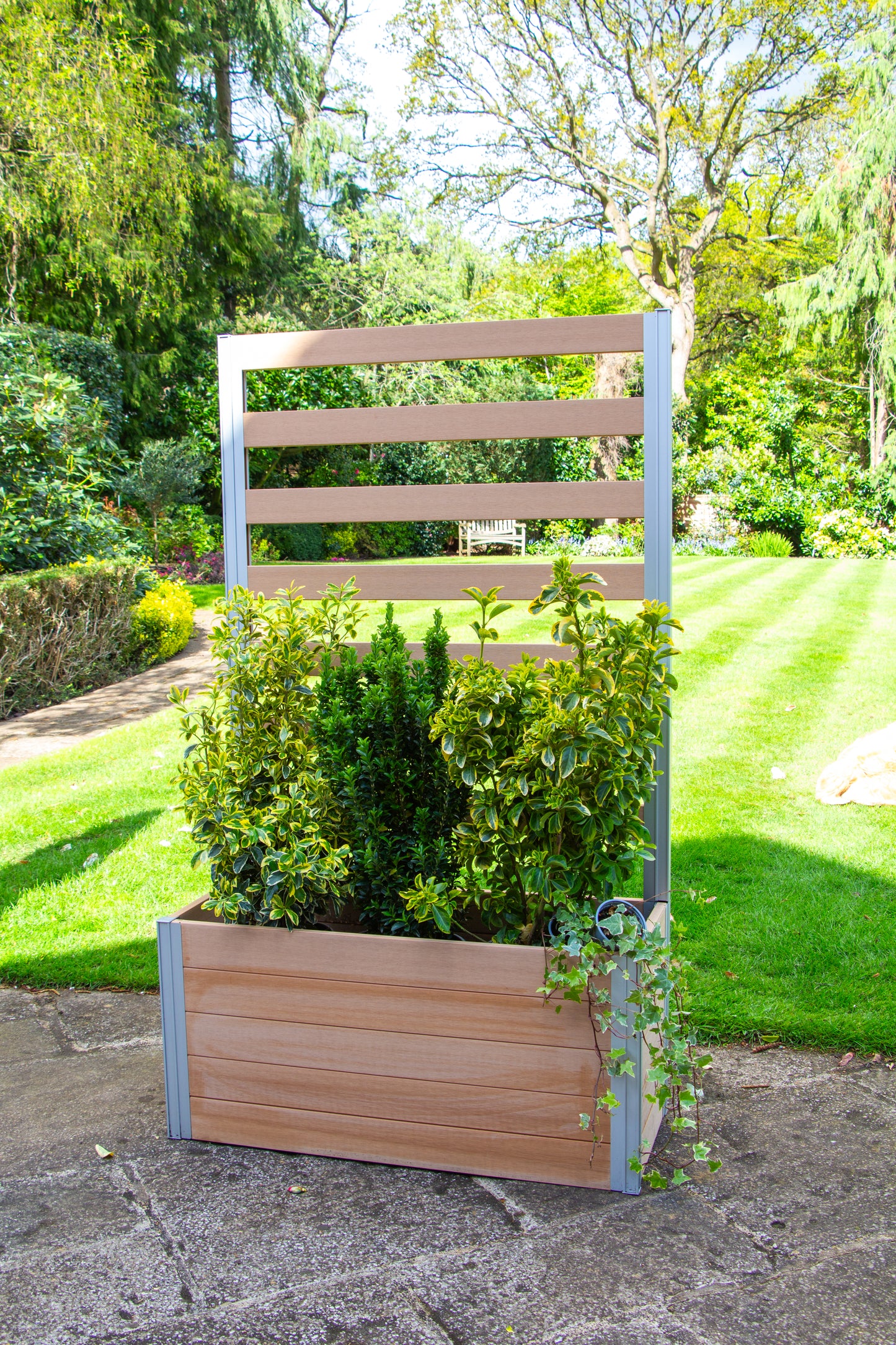 Winawood Wood Effect Parklet Trellis - New Teak