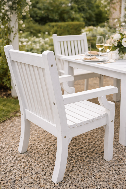 Winawood Sandwick Square Dining Set