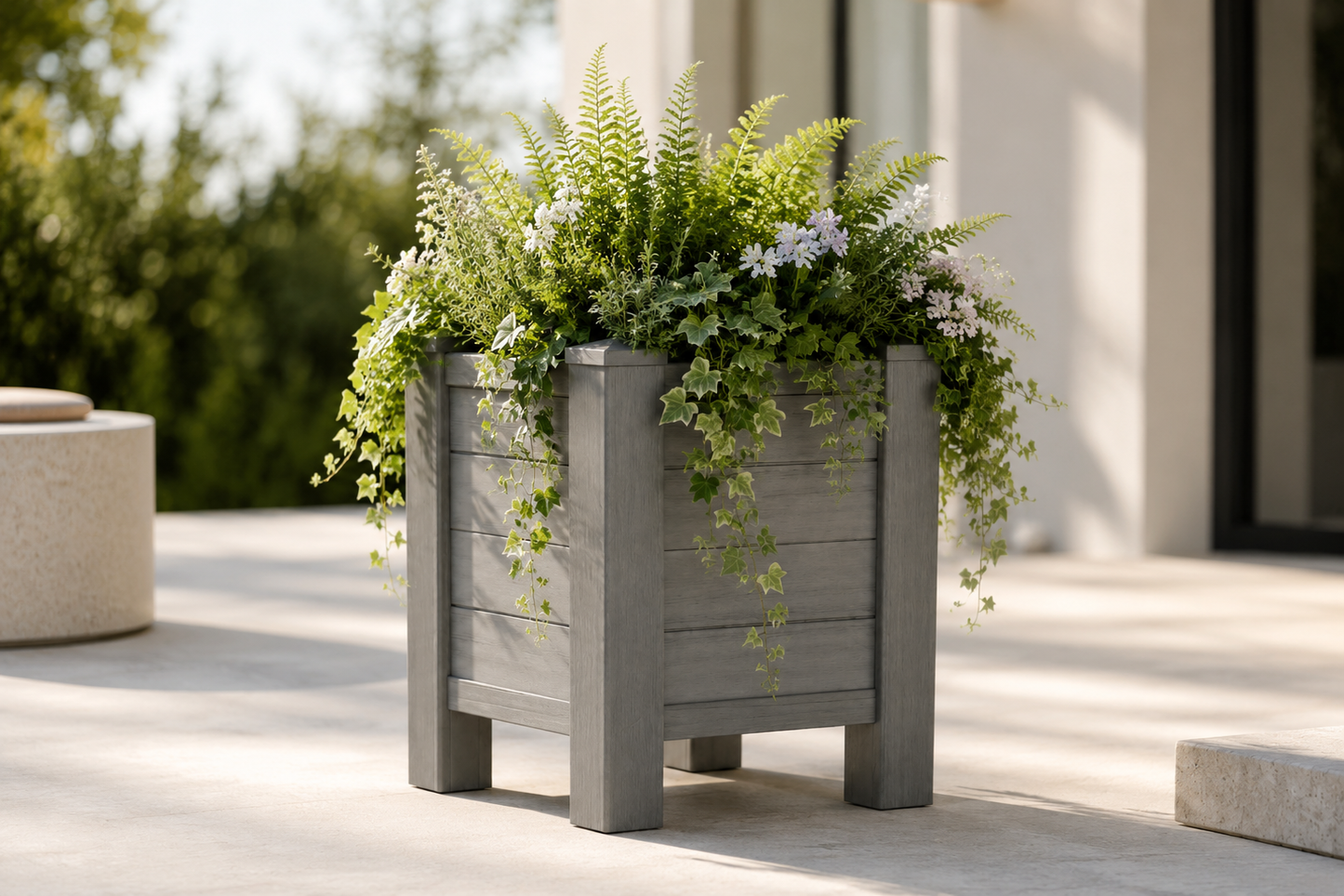 Winawood Blenheim Raised Square Planter