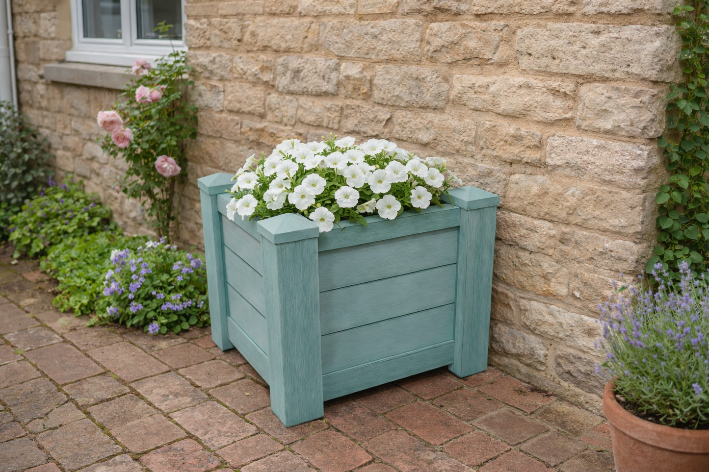 Winawood Blenheim Square Planter