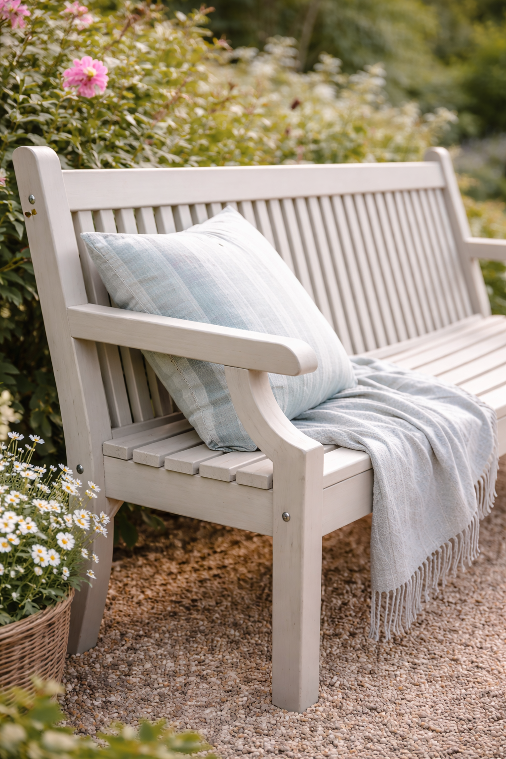 Winawood Sandwick 4 Seater Wood Effect Bench