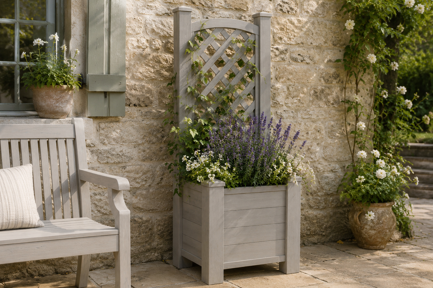 Winawood Blenheim Raised Square Planter with Trellis