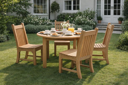 Winawood Sandwick Round Dining Set