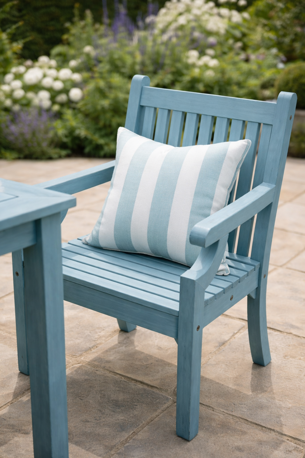 Winawood Sandwick Rectangular Dining Set with Bench
