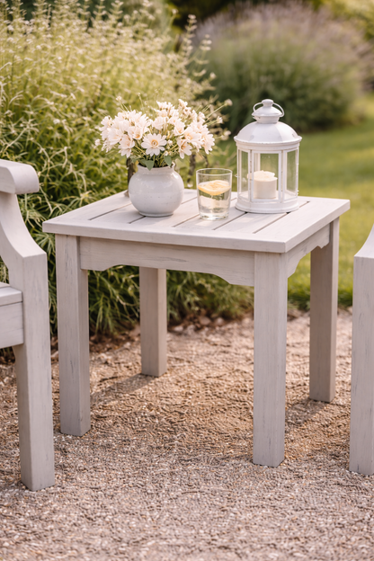 Winawood Sandwick Bistro Set