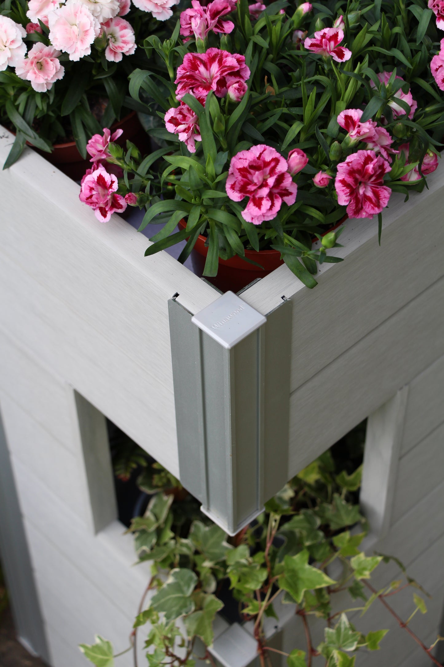 Winawood Wood Effect Pillar Planter