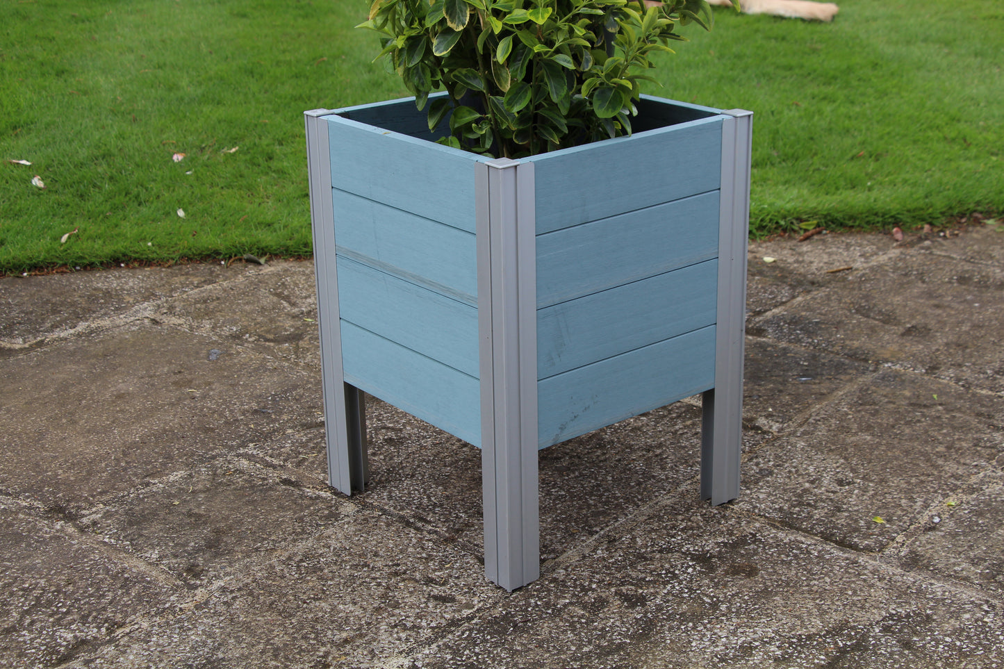 Winawood Wood Effect Square Raised Planter