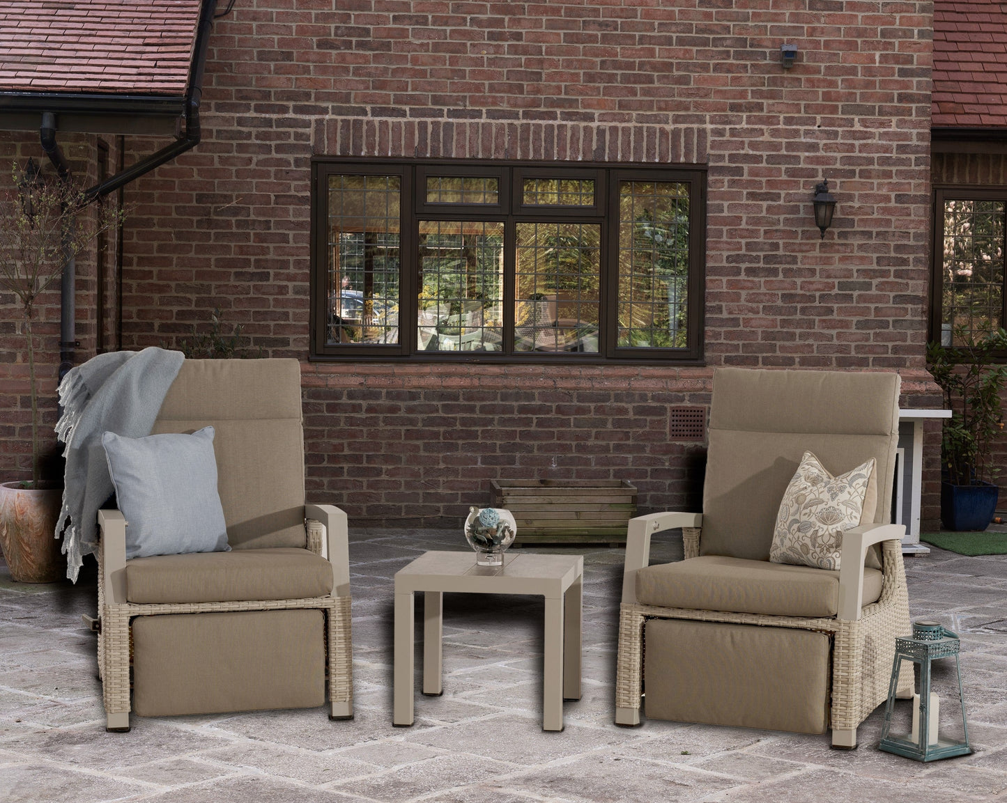 Camilla Reclining Bistro Set - Natural / Cappuccino